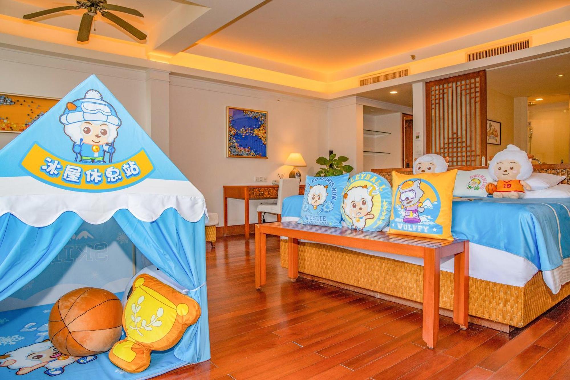 Swissotel Yalong Bay